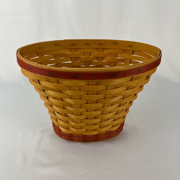 Longaberger Geranium Basket 2002 May Series Maple mid-tone wood with red accents - Picture 12 of 13